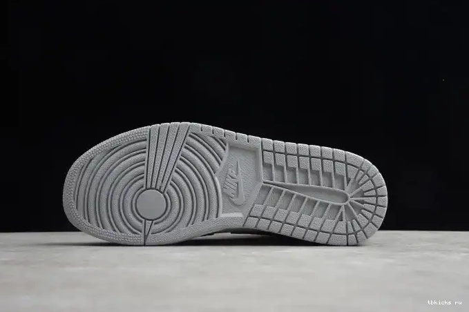 Reps TB 1 Jordan Grey Smoke Mid AIR 554724-092 Light 0517